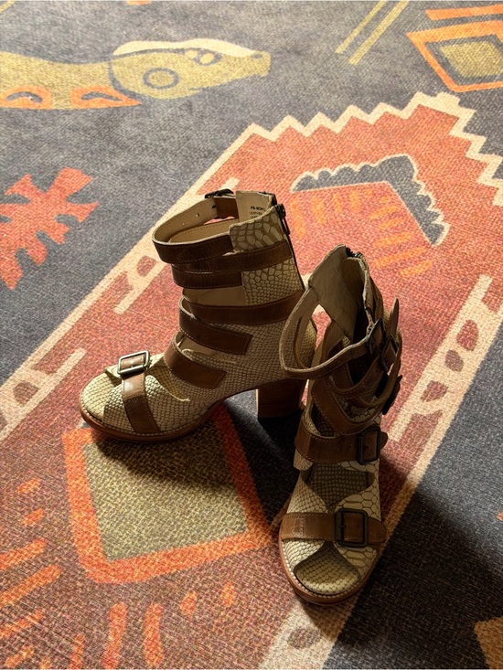 freebird Shoes - Freebird Brown Strappy Buckle Heeled Sandals